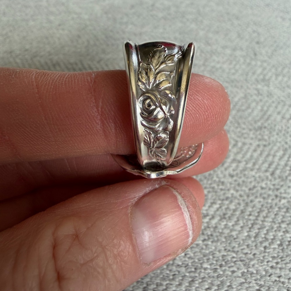 “B” Engraved Spoon Ring - Picture 12 of 13